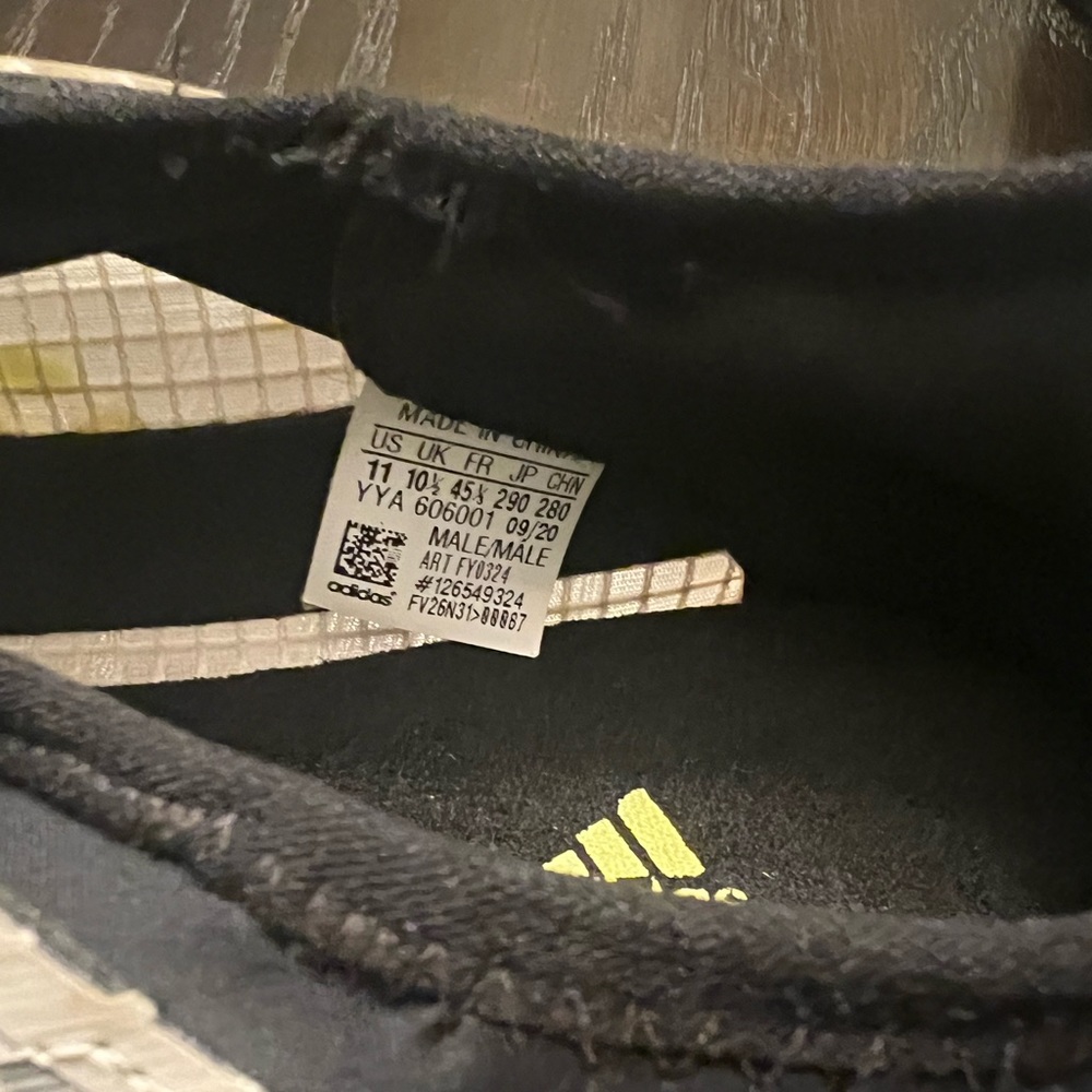ADIDAS Track Spikes - Picture 6 of 6